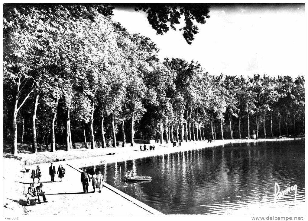 SCEAUX - Le Parc - Le Lac Miroitant - Sceaux