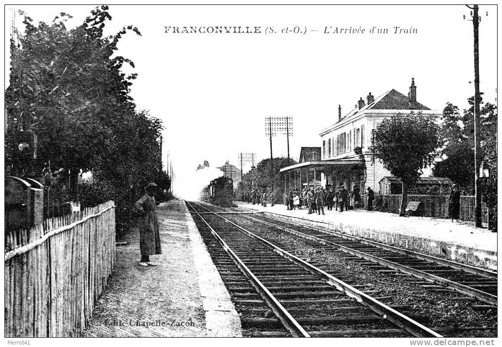 FRANCONVILLE - L´arrivée D´un Train - Franconville