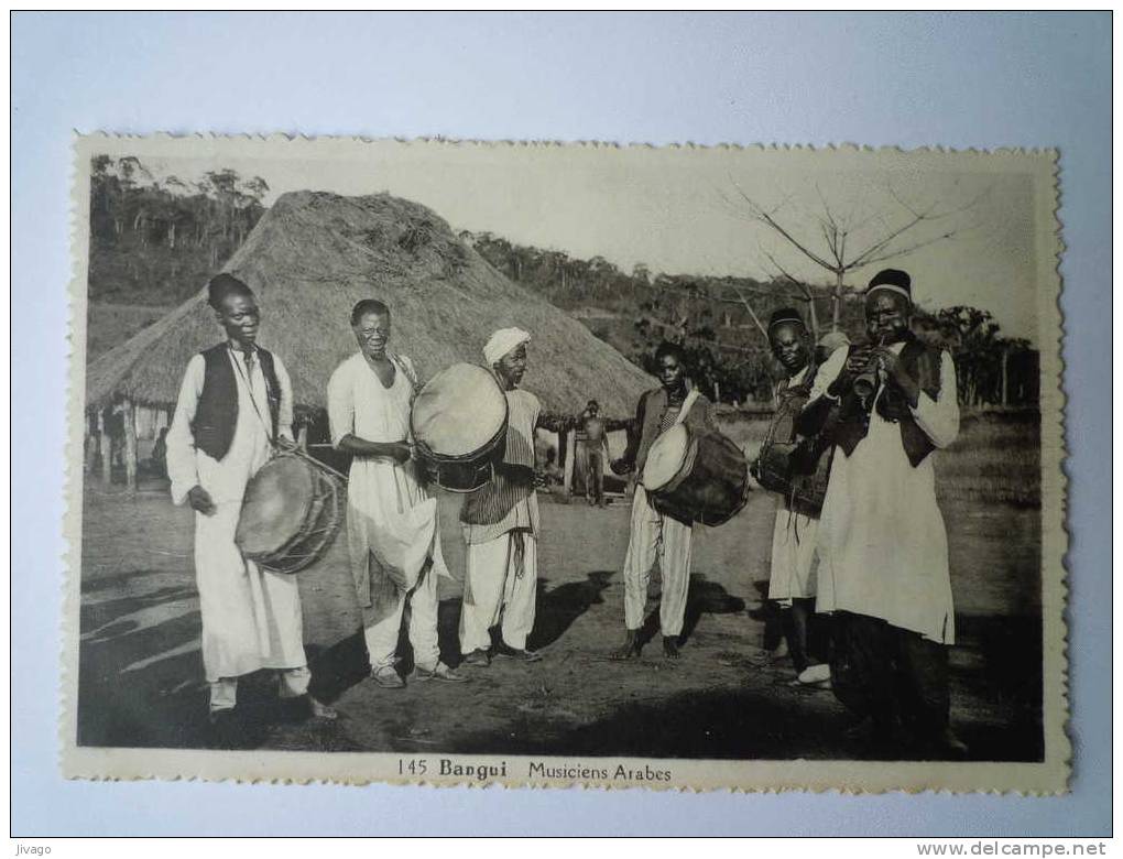 BANGUI  :  Musiciens ARABES  -  Belle Animation   (Carte SM ?) - Centrafricaine (République)