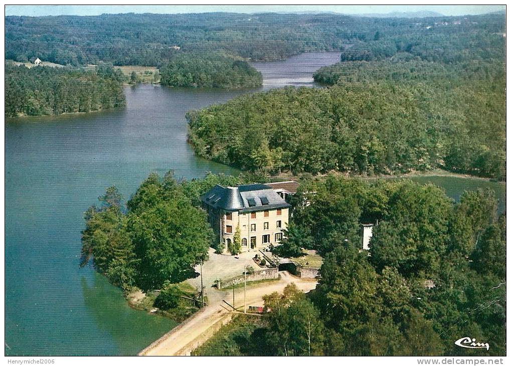 Marcillac La Croisille ( Corrèze) L'étang Du Prévost Clergoux , Vue Aérienne De L'hotel Du Lac , Photo Cim - Other & Unclassified