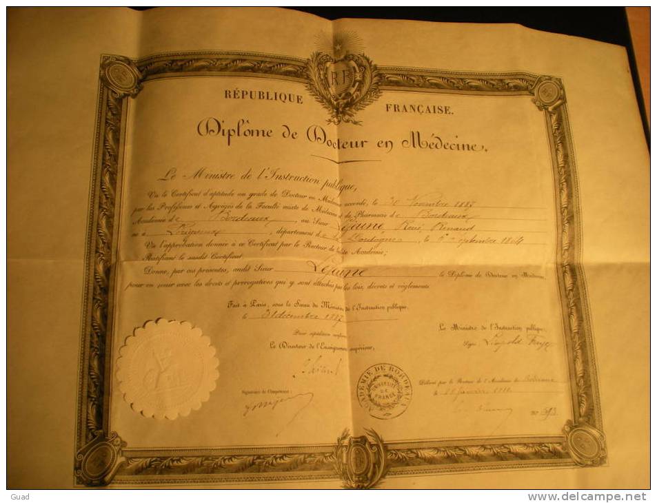 SANTE - DIPLOME DE DOCTEUR EN MEDECINE  DE L´ACADEMIE DE BORDEAUX 1887 - PARCHEMIN  Taille 50X40 - Zonder Classificatie