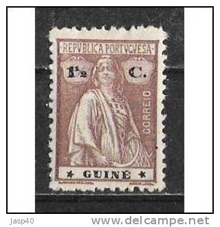 GUINÉ AFINSA 146a - NOVO COM CHARNEIRA , 12 X 11 1/2 , TIPO (III-IV) - MH - Portuguese Guinea