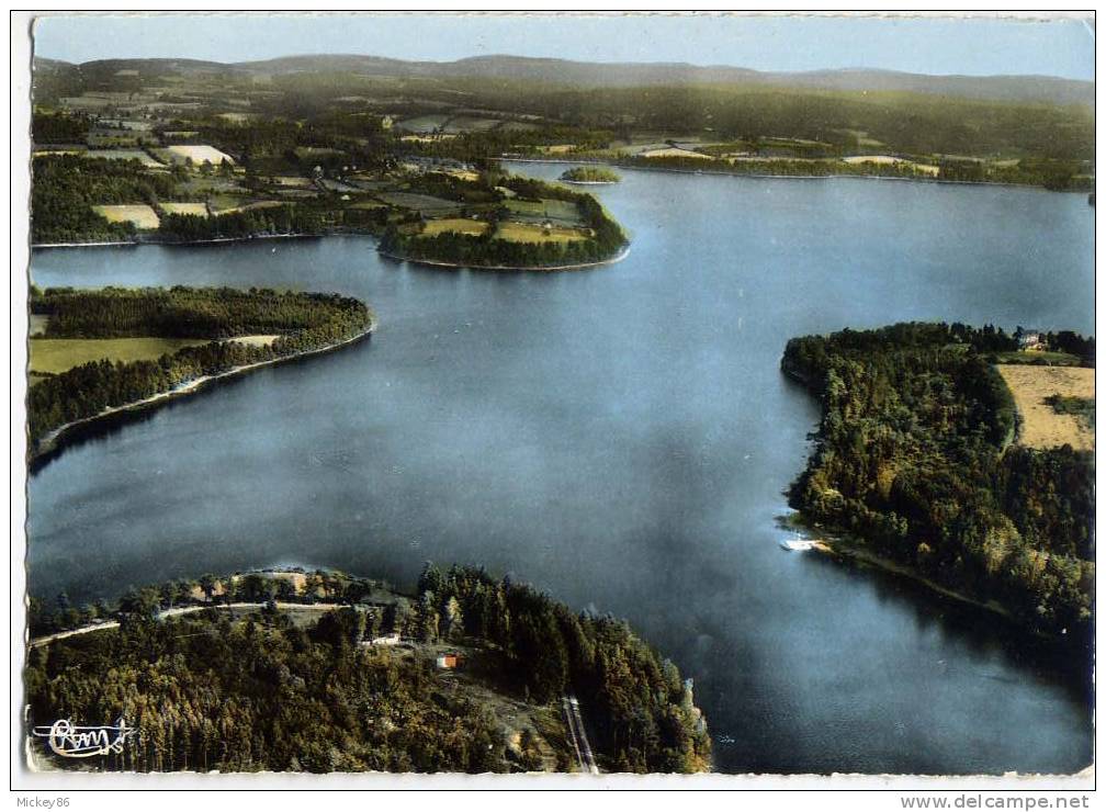 Nièvre--Les SETTONS--1964--Vue Aérienne Générale Sur Les Iles ,cpsm 15 X 10  N° 4942 A  éd Combier - Montsauche Les Settons