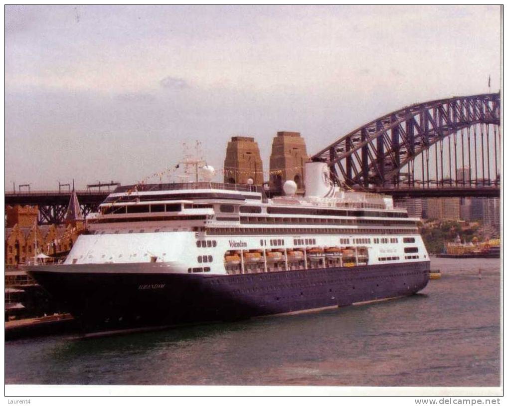 1 X Cruise Ship - Paquebot - Bateau De Croisière - Holland America Line - Volendam - Steamers