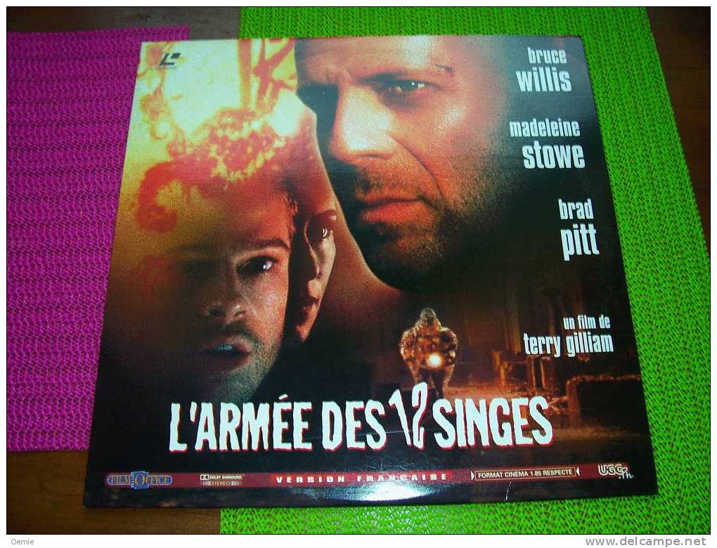 LASERDISC  CDV   °°°  BRUCE WILLIS  L'ARME DES 12 SINGES - Autres Formats