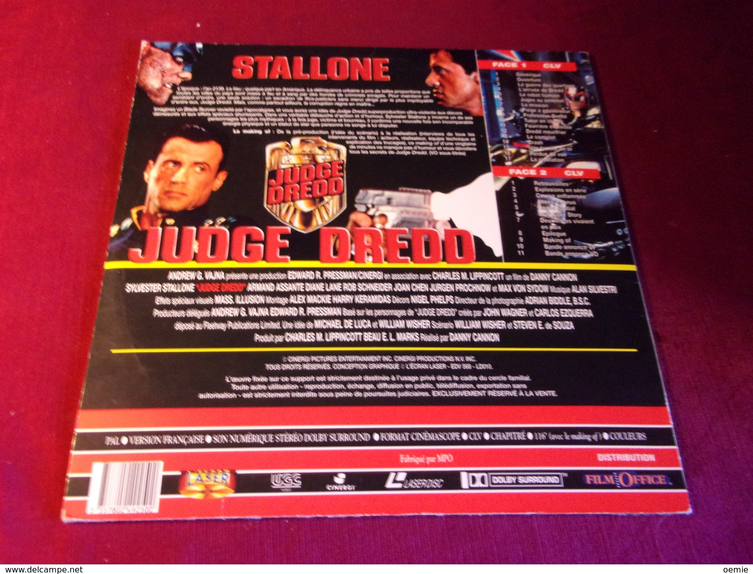 LASERDISC  CDV   °°°   STALONE  IL EST LA LOI  JUDGE DREDD - Sonstige Formate