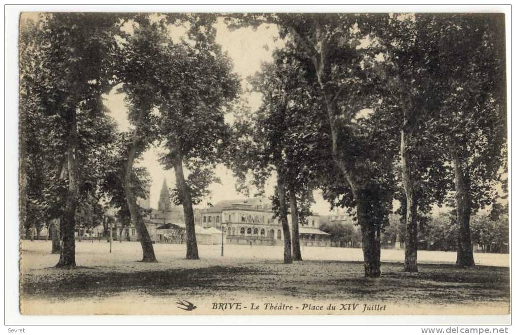 BRIVE. - Le Théâtre - Place Du XIV Juillet - Brive La Gaillarde