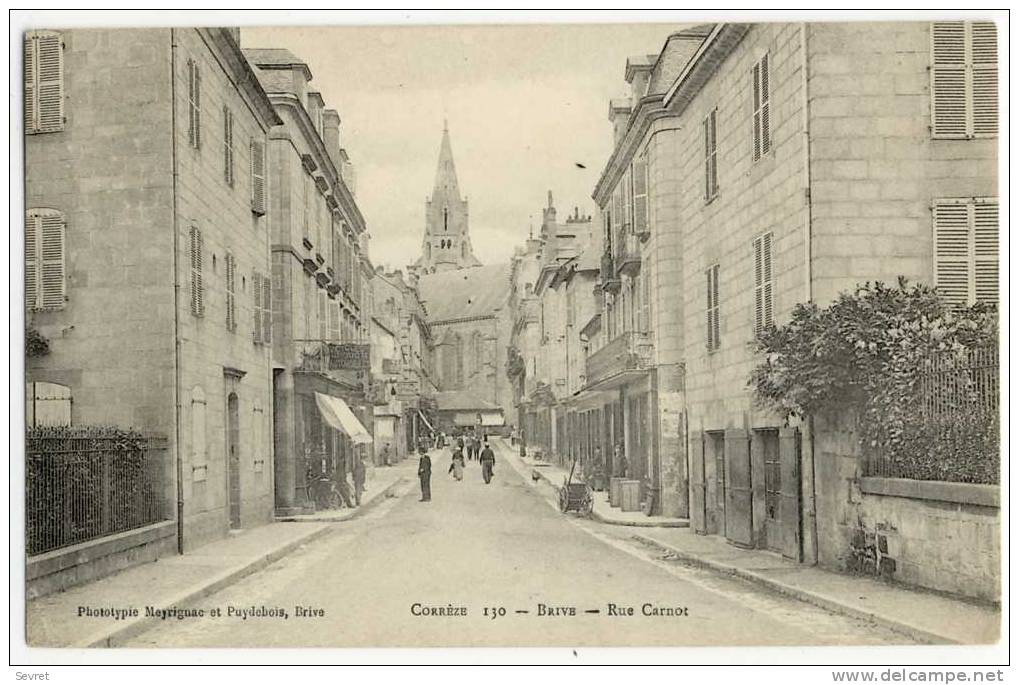 BRIVE. - Rue Carnot. - Brive La Gaillarde