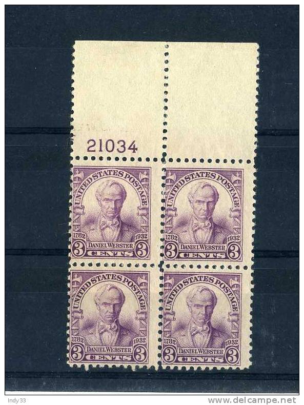 - ETATS-UNIS 1921/40 . BLOC DE 4 TIMBRES DANIEL WEBSTER BORD DE FEUILLE AVEC N° - Unused Stamps