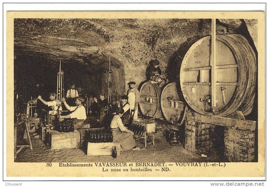 Carte Postale Ancienne Vouvray - Etablissements Vavasseur Et Bernadet. La Mise En Bouteilles - Vin, Viticulture, Cave - Vouvray