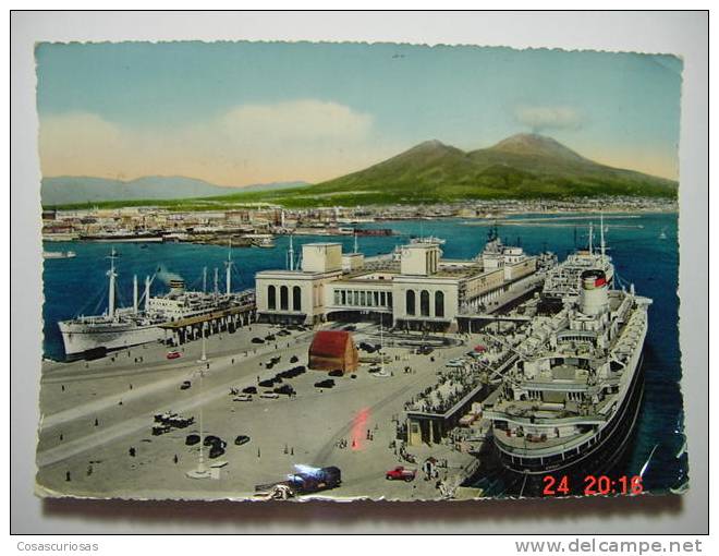 8169 NAPOLI STAZIONE MARITTIMA E VESUVIO  SHIP  ITALIA ITALY    POSTCARD   YEARS  1950  OTHERS IN MY STORE - Afragola