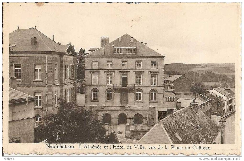 NEUFCHATEAU : Athénée Et Hotel De Ville Vus De La Place Du Chateau - RARE CPA - Editions Arduenna - Cachet Poste 1951 - Neufchateau