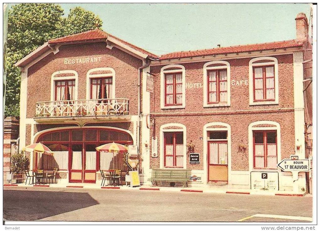 BOURGNEUF EN RETZ .. L'HOTEL DE LA BOULE D'OR - Bourgneuf-en-Retz