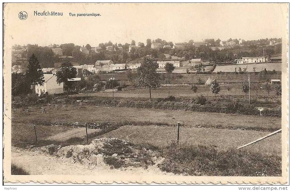 NEUFCHATEAU : Vue Panoramique - RARE CPA - Edit. : B. Godfrind, Parfumerie, Neufchateau - Cachet Poste 1958 - Neufchâteau