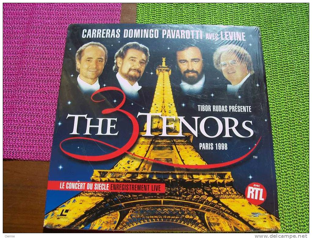 LASERDISC  CDV   °°°  THE  3 THENORS CARRERAS DOMINGO PAVAROTTI AVEC LEVINE - Autres Formats