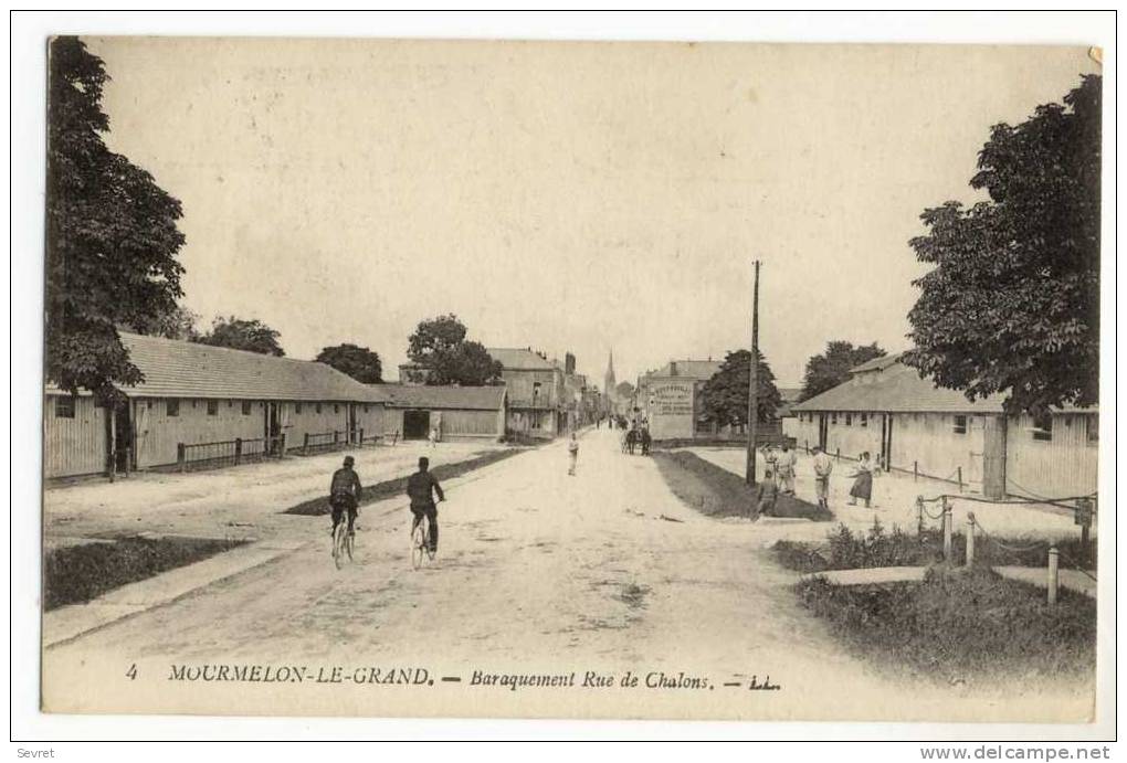 MOURMELON Le GRAND - Baraquement Rue De Châlon. - Mourmelon Le Grand