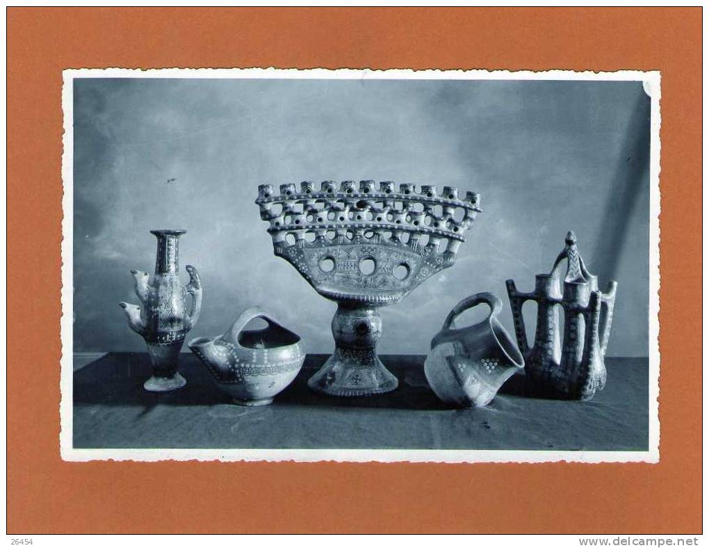 ALGERIE    Artisanat   Poteries Et Lampadaires Kabyles      Photo Originale     Dim  170X120 - Africa