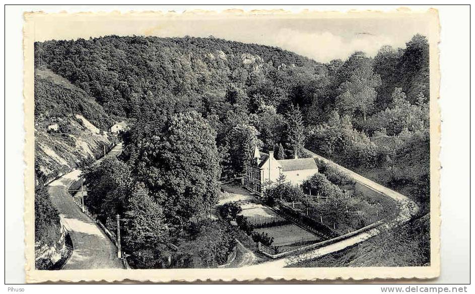 B2658 : FAULX-les-TOMBES / VALLEE DU SAMSON : Le Chateau De Vil-en-Val - Andenne