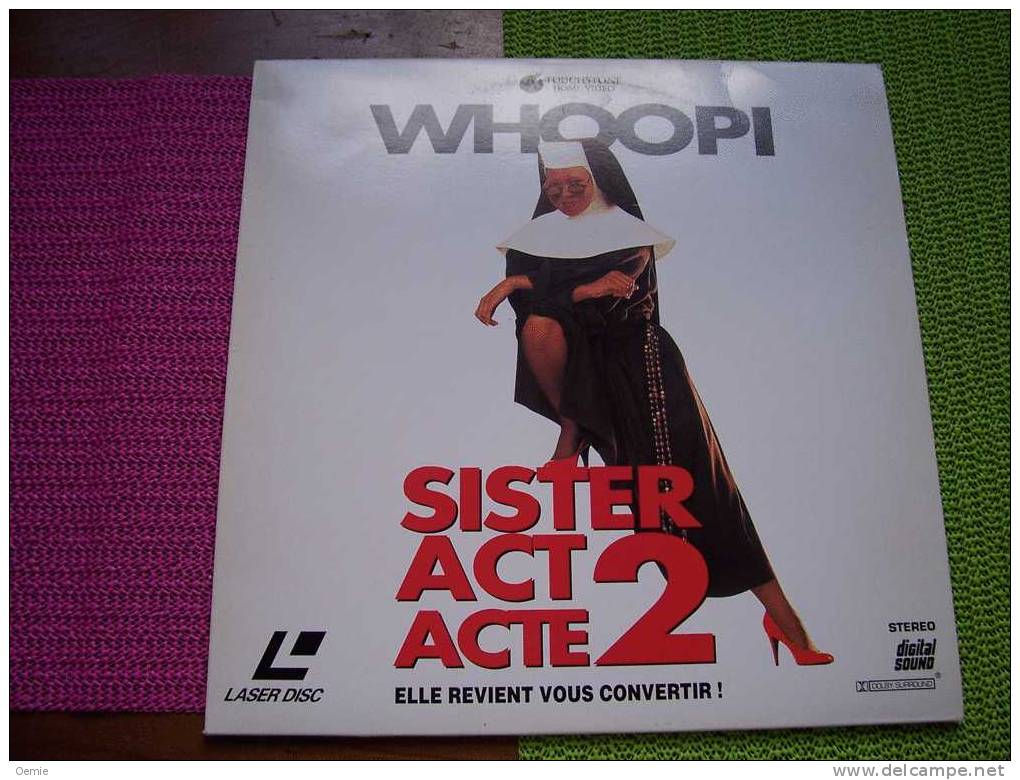 LASERDISC  CDV   °°°  SISTER ACT ACTE 2   WHOOPI  ELLE REVIENT VOUS CONVERTIR - Autres Formats