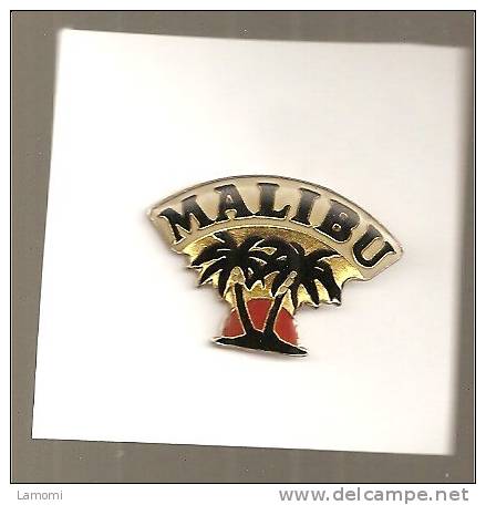 MALIBU  - France Pin´s - - Non Classés