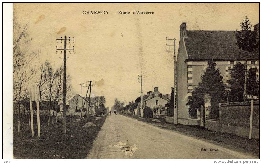 CPA (89)    LA CHARMOY Route D Auxerre  (tachée) - Charmoy