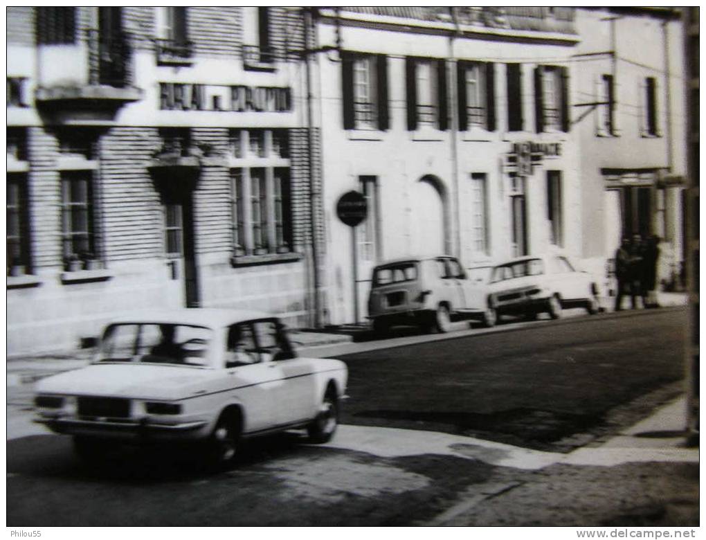 RARE Cpsm 51 GIVRY En ARGONNE , LA POSTE,Pharmacie - Givry En Argonne