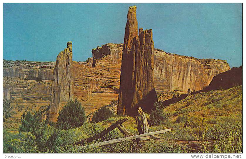 A293 Spider Rock And Speaking Rock View From Canyon De Chelly - USA - Cartolina, Card - Autres & Non Classés