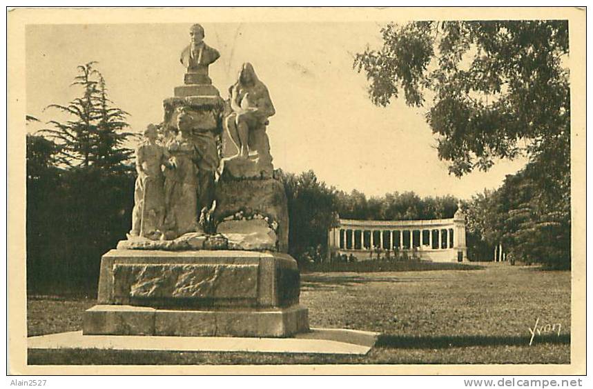 34 - MONTPELLIER - Le Parc De L'Esplanade (Yvon, N° 5) - Montpellier