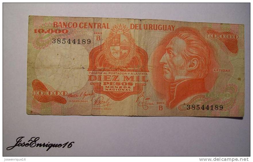 URUGUAY DIEZ MIL PESOS MONEDA NACIONAL - Uruguay