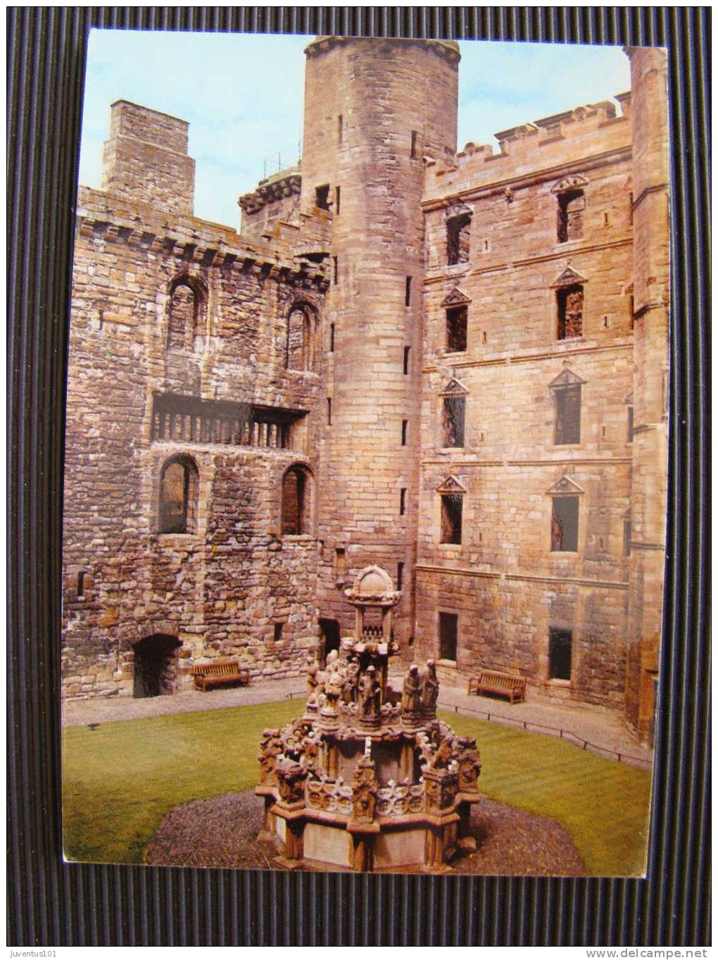 CPSM ECOSSE-Linlithgow Palace-The Inner Close And Fountain - West Lothian
