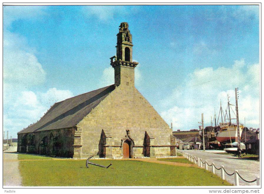 Carte Postale 29. Presqu´île De Crozon Camaret Chapelle N.D. De Rocamadour Trés Beau Plan - Crozon