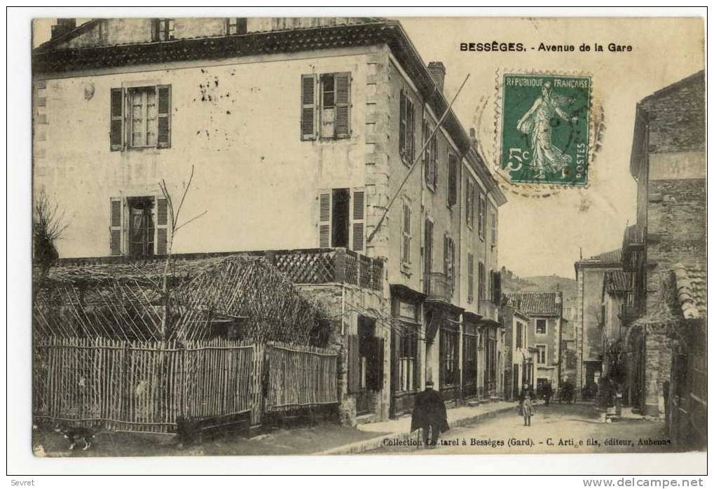 BESSEGES. - Avenue De La Gare - Bessèges