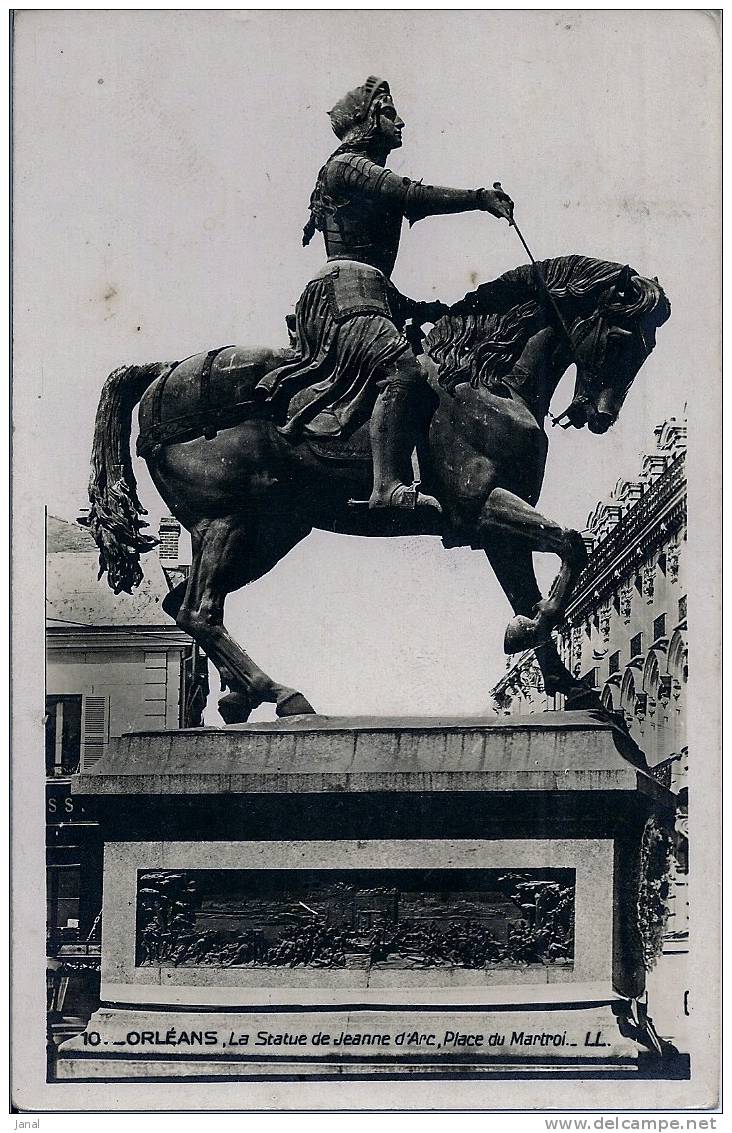 -  ORLEANS - LA STATUE DE JEANNE D'ARC PLACE DU MARTROI - CARTE PHOTO - - Monuments