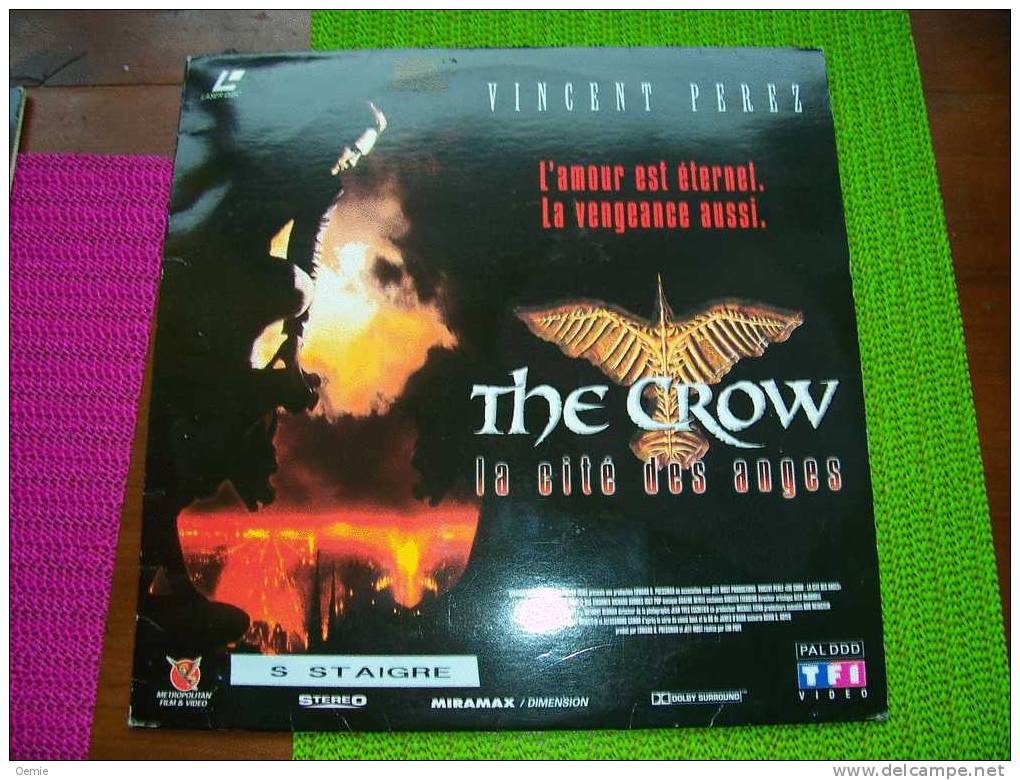 LASERDISC  CDV   °°°  THE CROW   LA CITE DES ANGES  AVEC VINCENT PEREZ - Andere Formaten