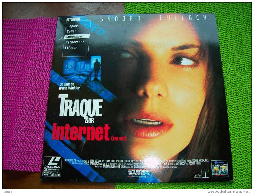 LASERDISC  CDV   °°°   TRAQUE SUR INTERNET  AVEC SANDRA BULLOCH  ++++ - Autres Formats