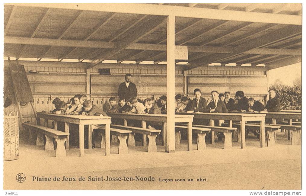 Saint Josse Ten Noode / St Joost Ten Node - Plaine De Jeux: Leçon Sous Un Abri  - 1930, éd. Thill (enfants Kinderen) - St-Josse-ten-Noode - St-Joost-ten-Node