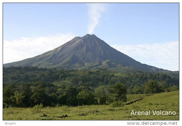 E-10zc/V1^^   Volcano    , ( Postal Stationery , Articles Postaux ) - Volcanes