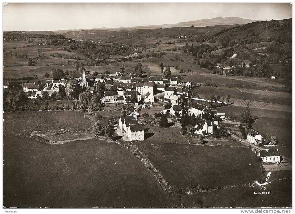 En Avion Au-dessus De ... 8. SEGUR-LES-VILLAS : Vue Générale - Edition Lapie - Andere & Zonder Classificatie