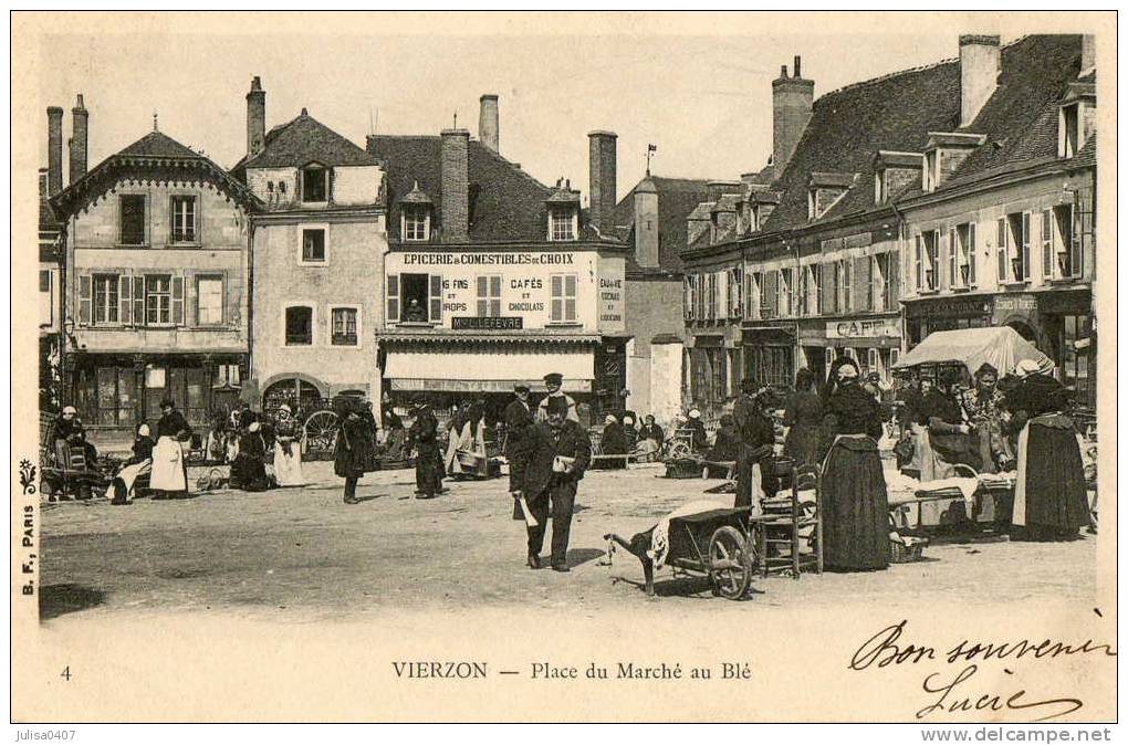 VIERZON (18) Place Du Marché Au Blé Marché Belle Animation - Vierzon