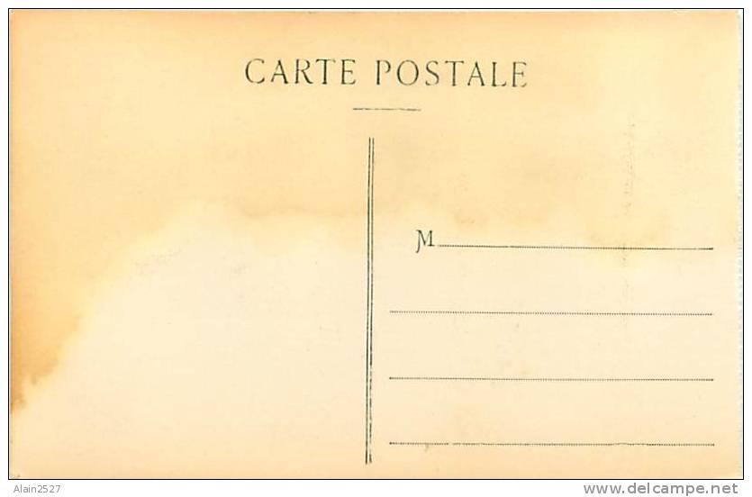 MONTE-CARLO - Le Théâtre - Casino Entre Les Palmiers (Ed. Giletta, N° 705) - Autres & Non Classés