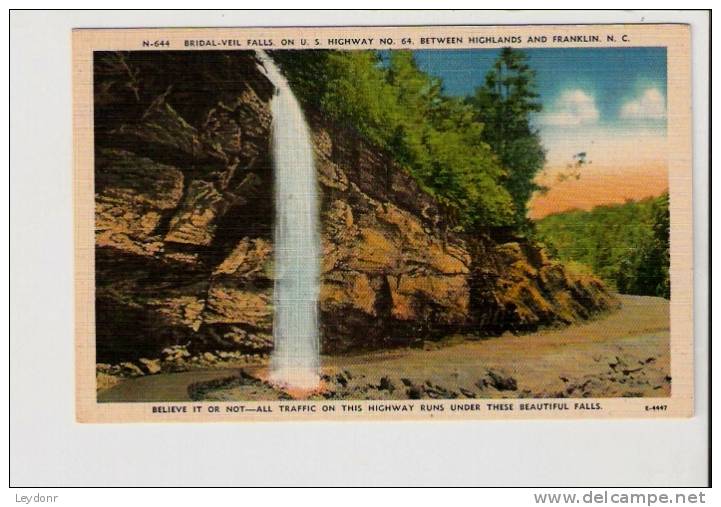 Bridal Veil Falls On U.S. Highway No. 64 Between Highlands And Franklin, North Carolina - Otros & Sin Clasificación