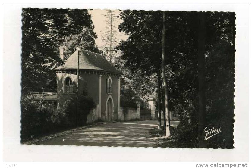 - FRANCE 17  . ARCHIAC . ENTREE DU CHATEAU - Autres & Non Classés