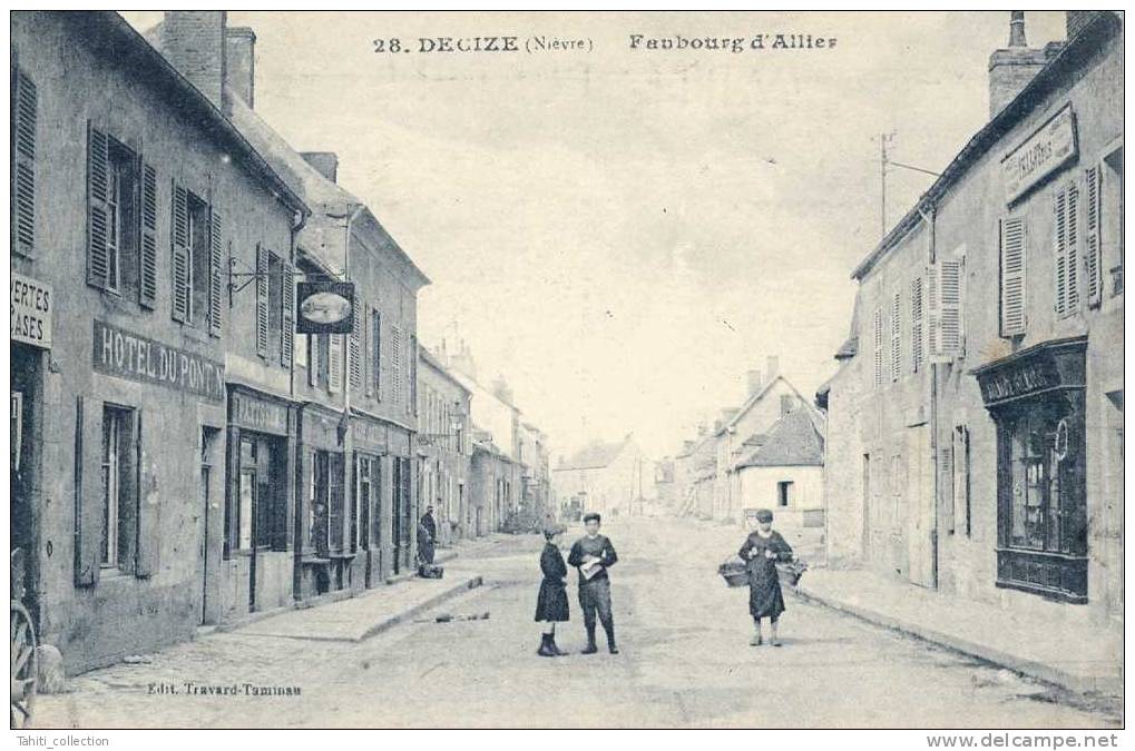 DECIZE - Faubourg D'Allier - Decize