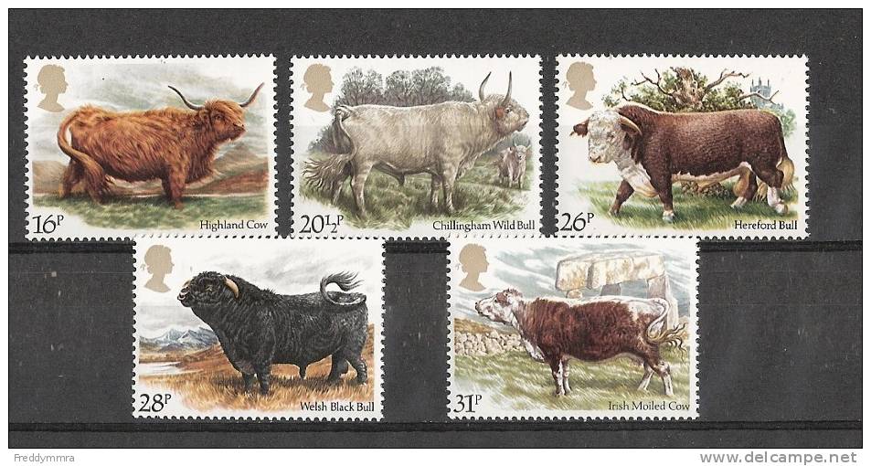 Grande Bretagne: 1117/ 1121 ** - Cows