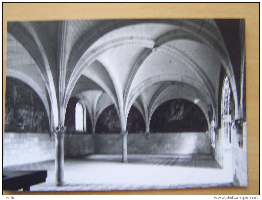 3 Cartes ABBAYE DE FONTEVRAUD- 13.le Cloître-09.cuisine-18.la Salle Capitulaire - Eglises Et Cathédrales