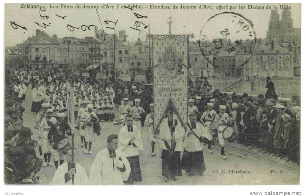Cpa Orléans Fete Jeanne D´arc 1920 Etandard De Jeanne D´arc Offert Par Les Dames De La Ville - Inwijdingen