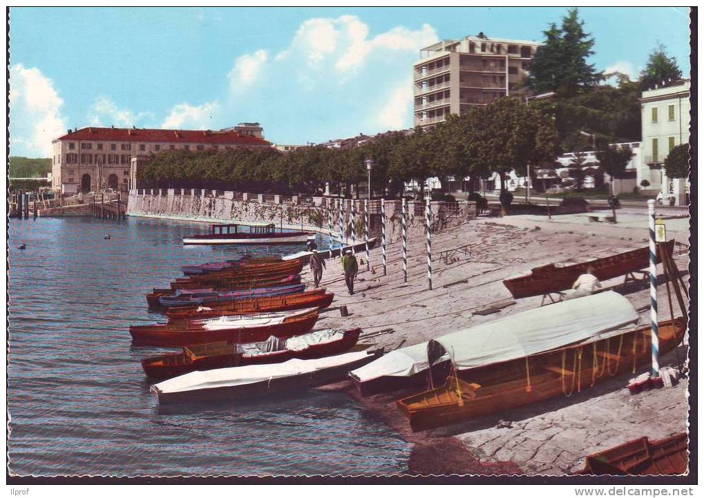Barche All'imbarco Di Arona, Lago Maggiore - Chiatte, Barconi