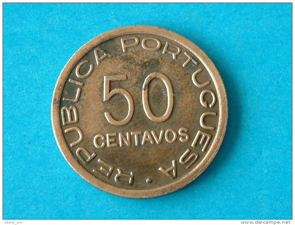 50 CENTAVOS 1945 / KM 73 ( For Grade, Please See Photo ) !! - Mosambik