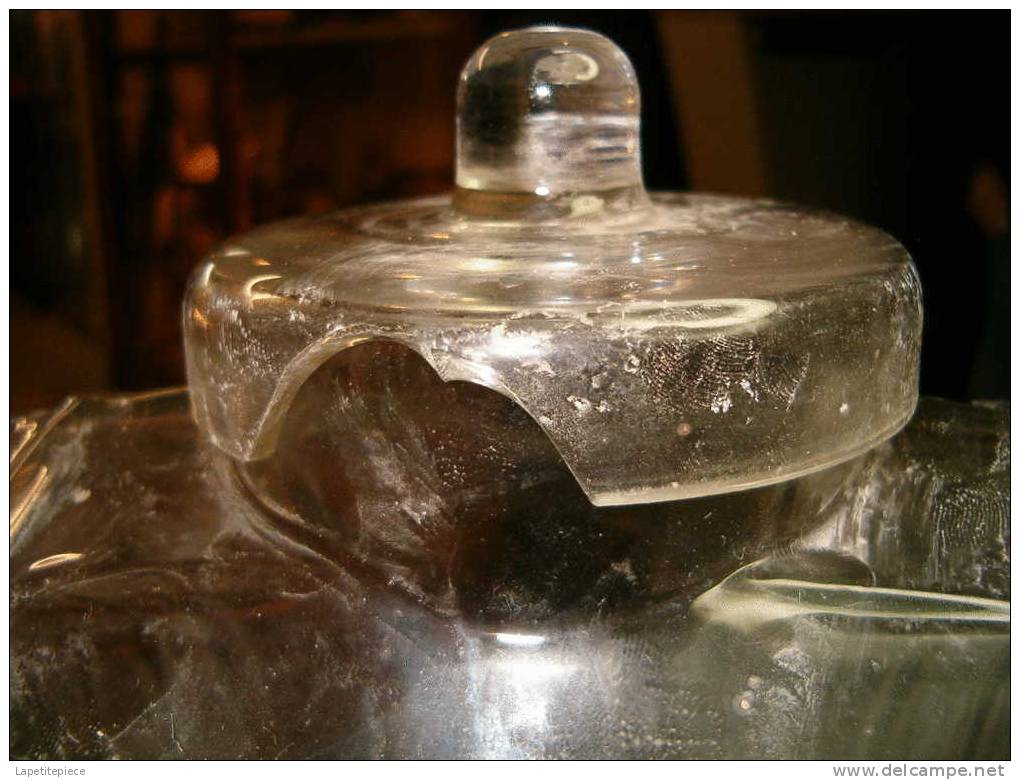 Fontaine A Parfum (AMEROY) Tonneau En Verre Flacon, Milieu 20eme Siècle. - Flacons (vides)