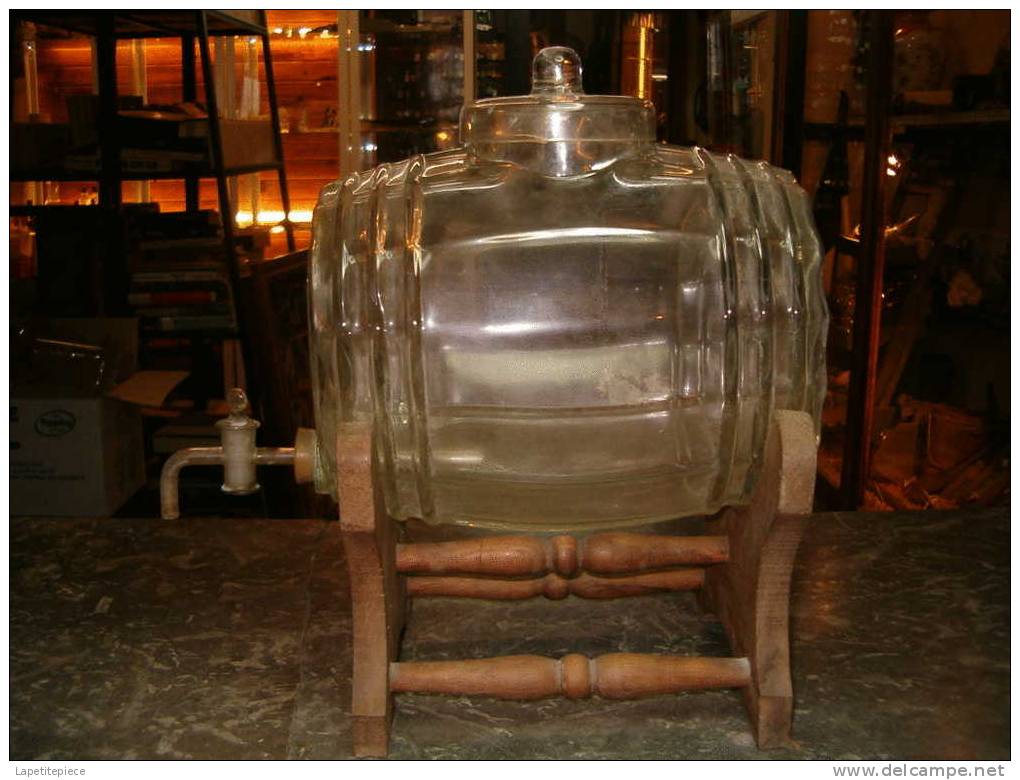 Fontaine A Parfum (AMEROY) Tonneau En Verre Flacon, Milieu 20eme Siècle. - Flacons (vides)